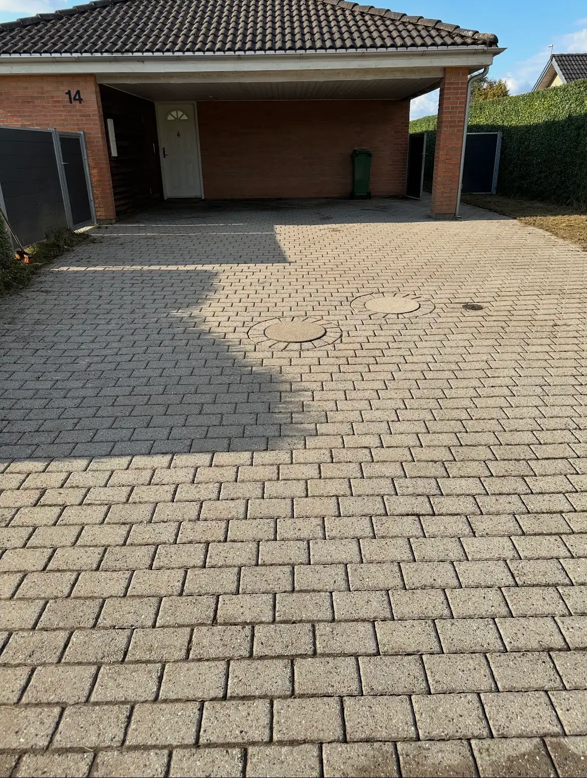 Carport efter fliserens